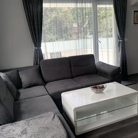 Sunshine Terrace Apartment